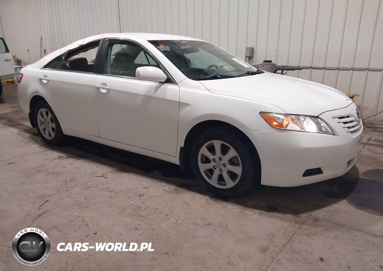 2008 Toyota Camry Le – zdjęcie 1 z 19