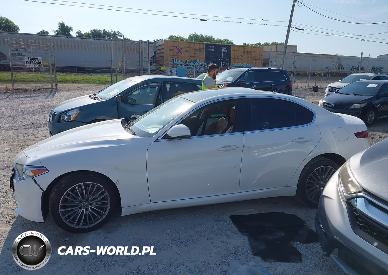 2018 Alfa Romeo Giulia Ti Lusso Awd VIN:ZARFAEEN5J7581003 - 15