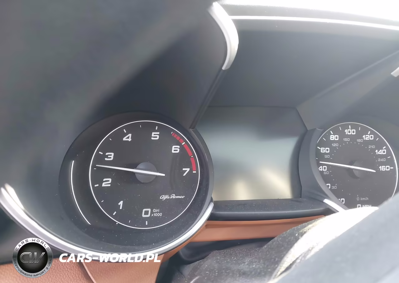 2018 Alfa Romeo Giulia Ti Lusso Awd VIN:ZARFAEEN5J7581003 - 16