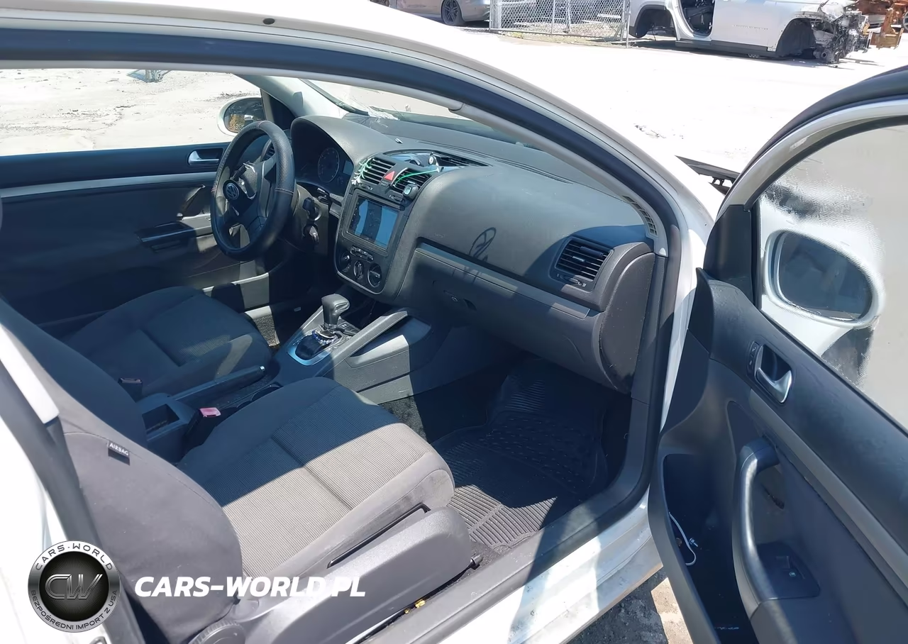2009 Volkswagen Rabbit S VIN:WVWBA71K79W087355 - 5