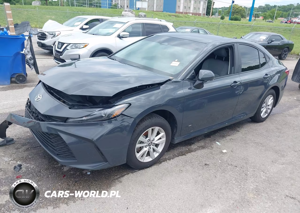 2025 Toyota Camry Le VIN:4T1DBADK6SU501561 - 2