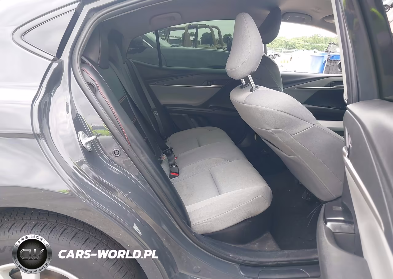 2025 Toyota Camry Le VIN:4T1DBADK6SU501561 - 8