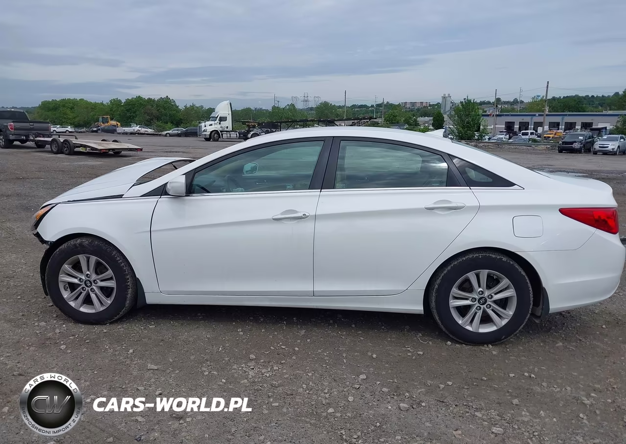 2013 Hyundai Sonata Gls VIN:5NPEB4ACXDH720639 - 13
