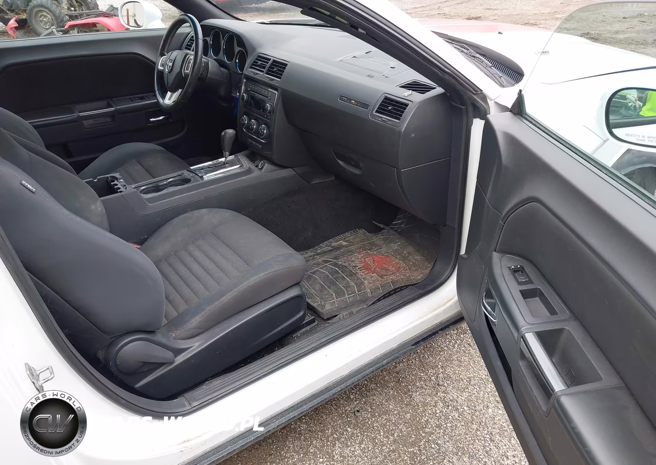 2013 Dodge Challenger Sxt VIN:2C3CDYAG6DH627822 - 5