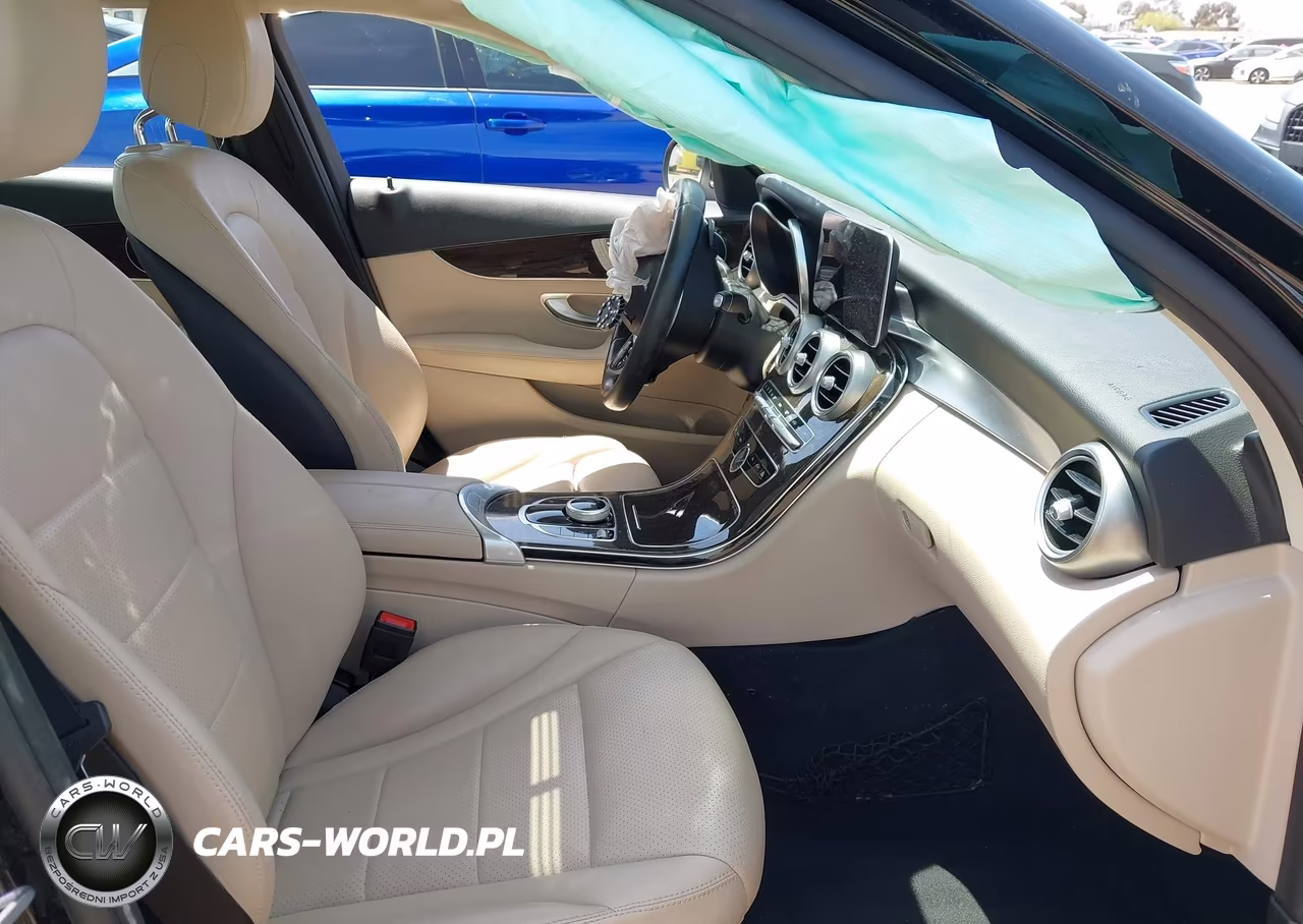 2019 Mercedes-Benz C 300 VIN:55SWF8DB3KU307541 - 5
