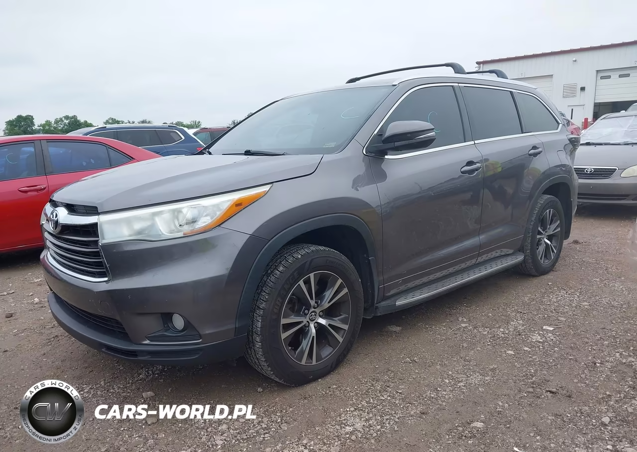 2016 Toyota Highlander Xle V6 VIN:5TDKKRFH0GS178082 - 2