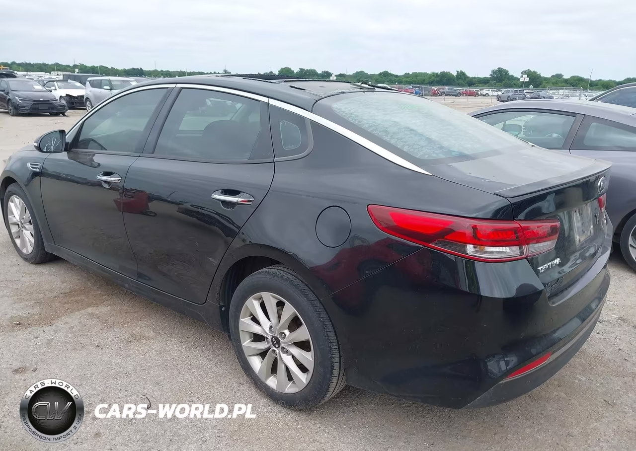 2018 Kia Optima S VIN:5XXGT4L35JG228465 - 3