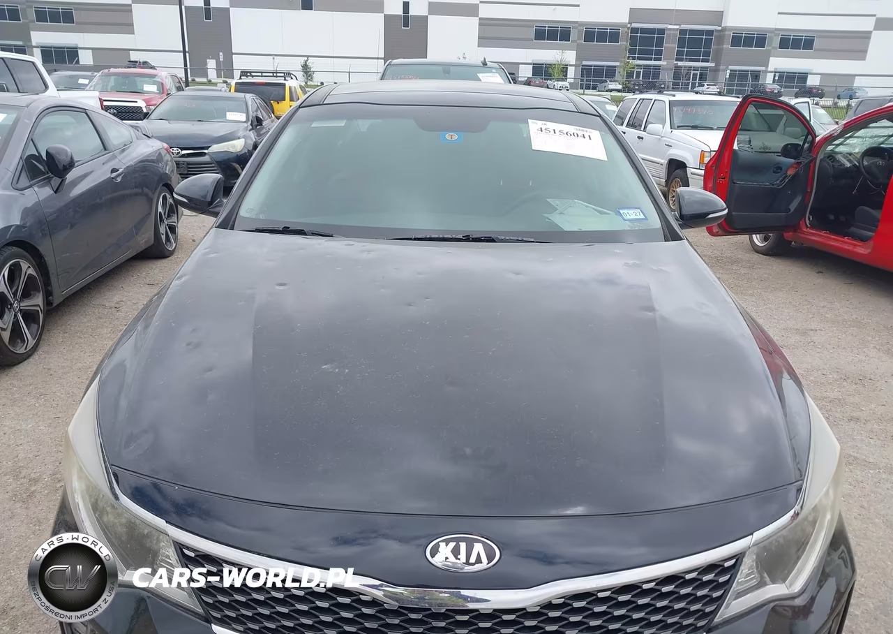 2018 Kia Optima S VIN:5XXGT4L35JG228465 - 6