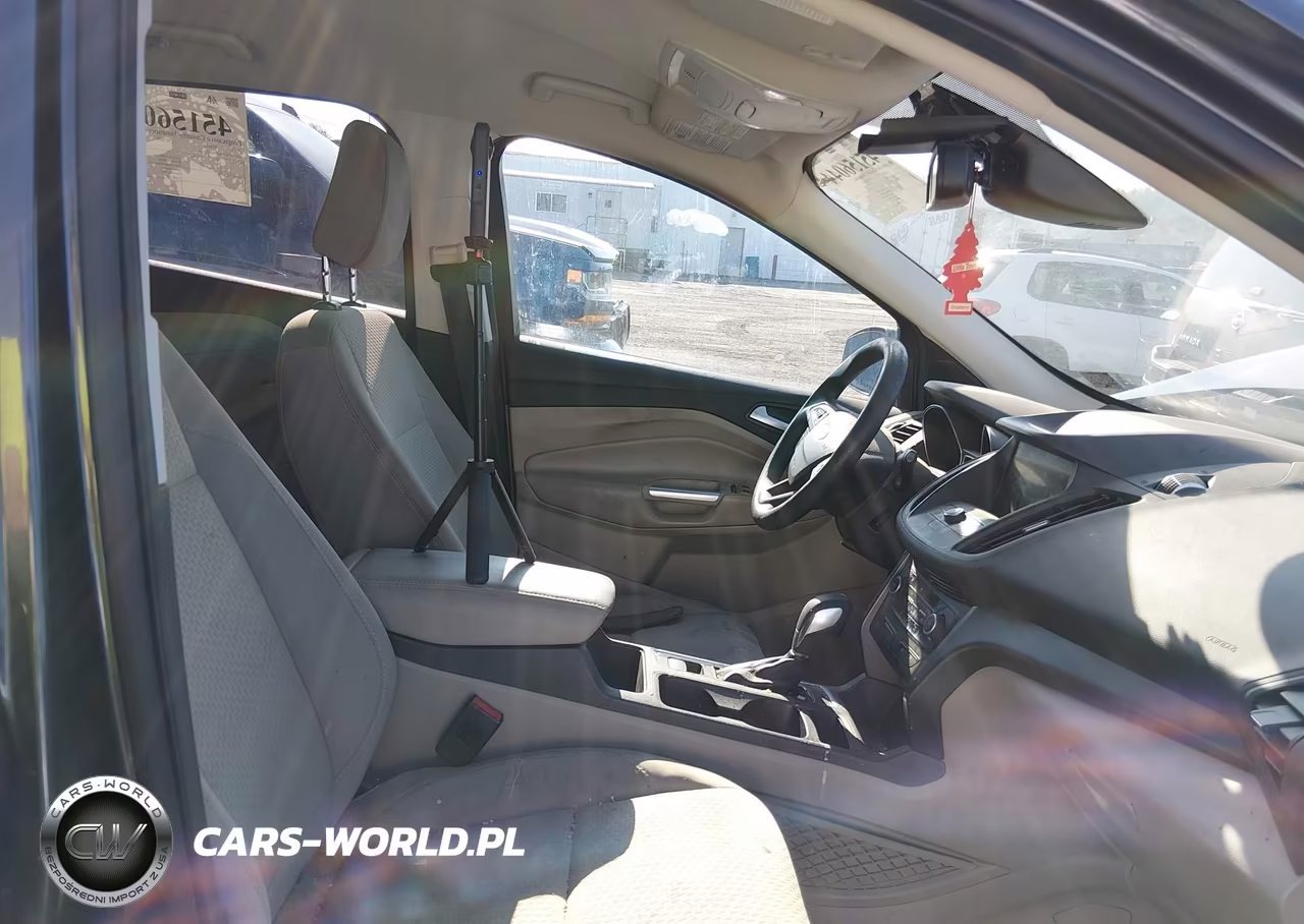 2019 Ford Escape Se VIN:1FMCU9GD7KUC09144 - 5