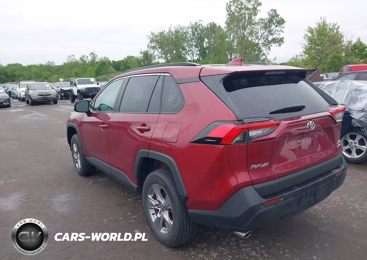 2025 Toyota Rav4 Xle VIN:2T3P1RFV1SW503974 - 3