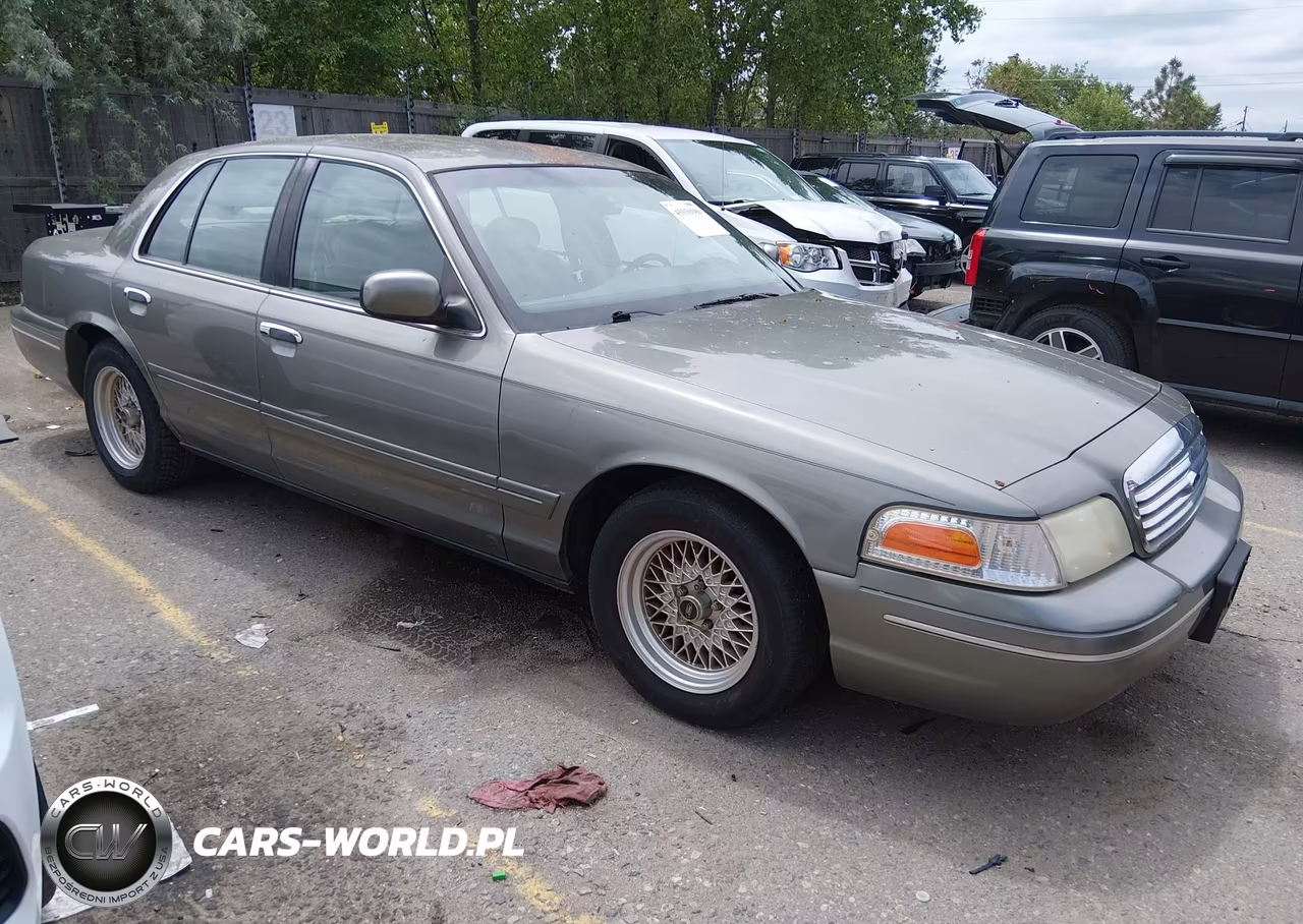 2001 Ford Crown Victoria Lx