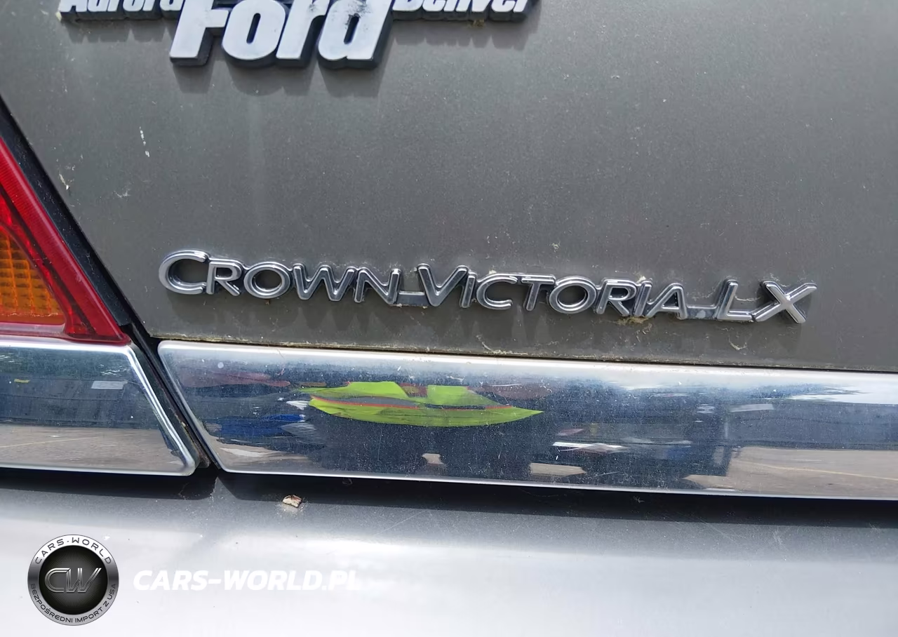 2001 Ford Crown Victoria Lx VIN:2FAFP74W41X132586 - 14