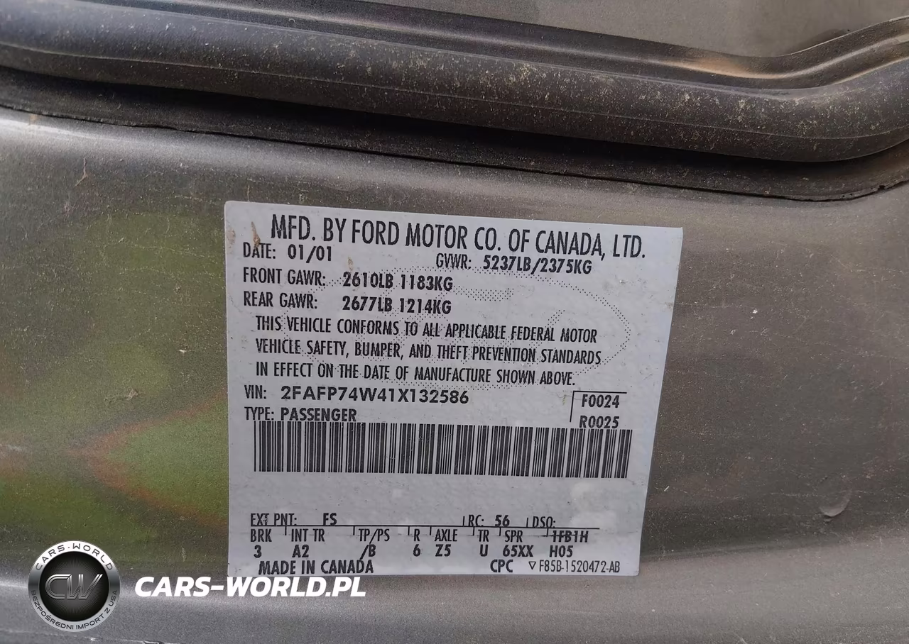 2001 Ford Crown Victoria Lx VIN:2FAFP74W41X132586 - 9