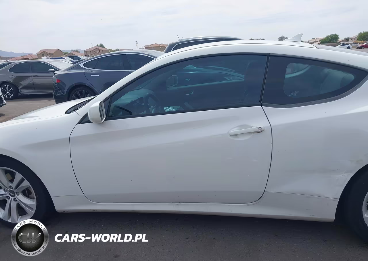 2010 Hyundai Genesis 3.8 VIN:KMHHU6KH5AU037998 - 14
