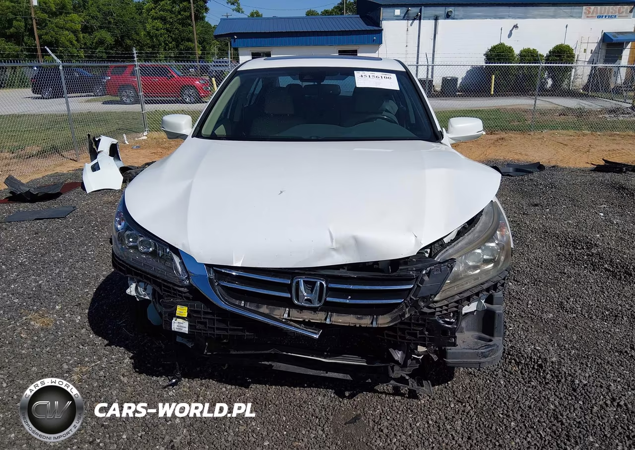 2015 Honda Accord Touring VIN:1HGCR3F92FA025237 - 13