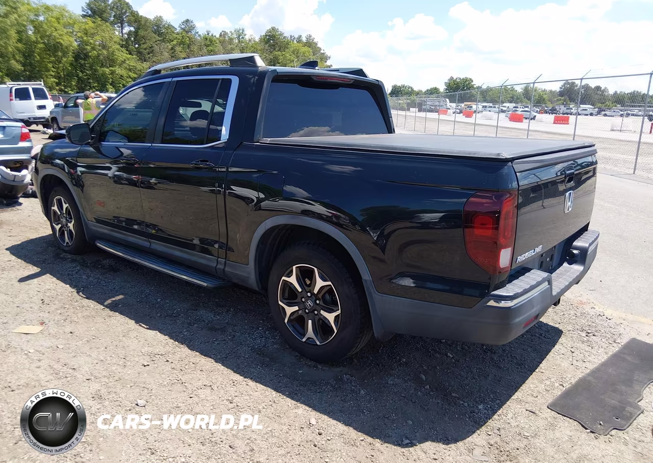 2017 Honda Ridgeline Rtl VIN:5FPYK2F56HB001895 - 3