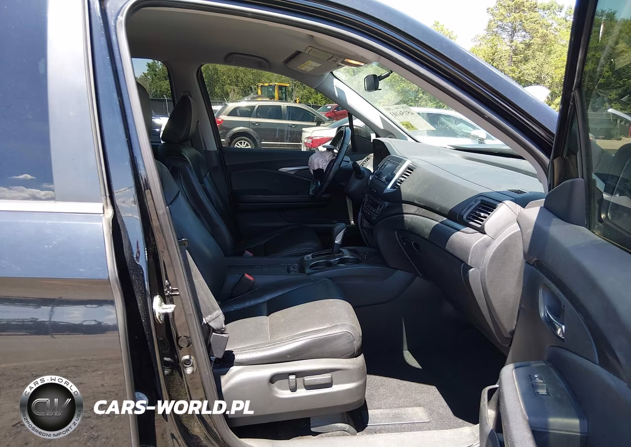 2017 Honda Ridgeline Rtl VIN:5FPYK2F56HB001895 - 5