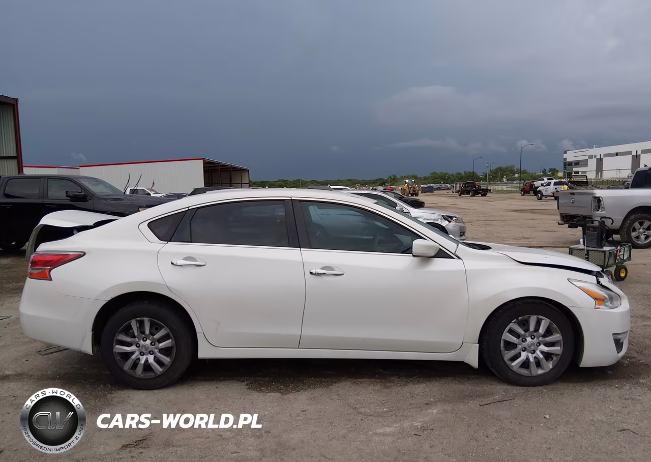 2014 Nissan Altima 2.5 S VIN:1N4AL3AP7EN388823 - 13