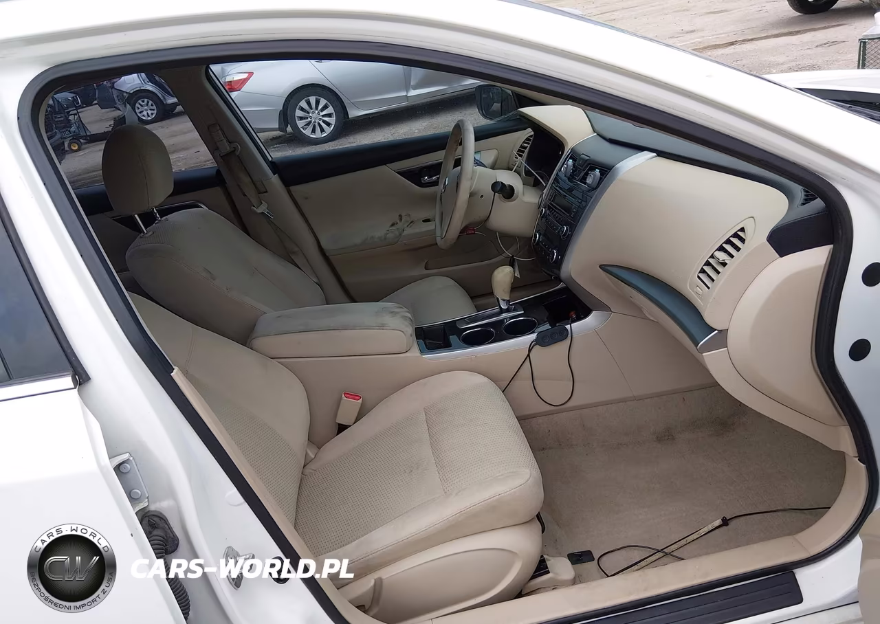 2014 Nissan Altima 2.5 S VIN:1N4AL3AP7EN388823 - 5