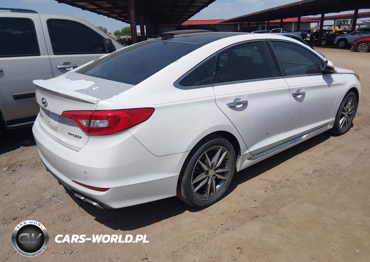 2015 Hyundai Sonata Sport 2.0T VIN:5NPE34AB9FH072587 - 4