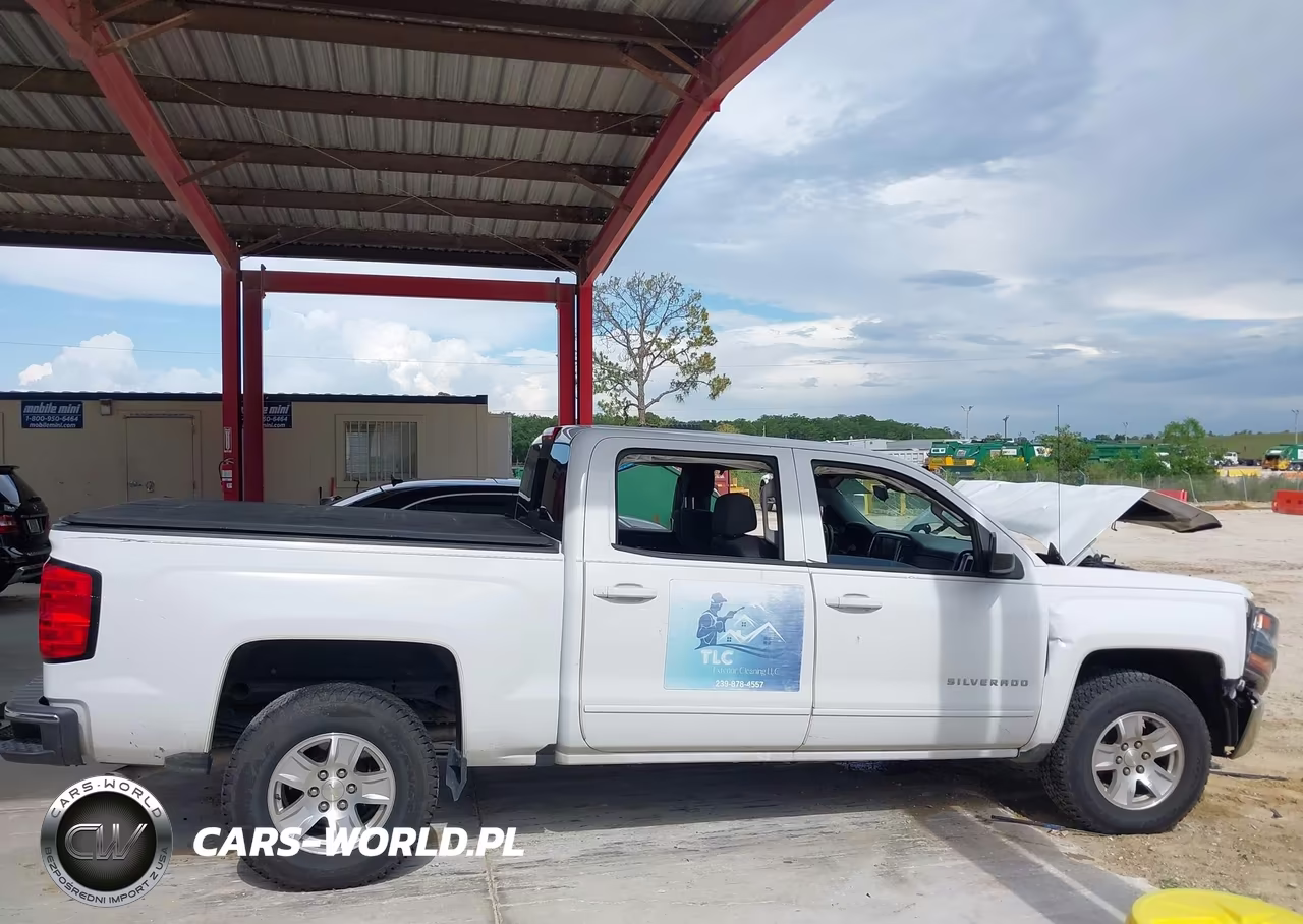 2018 Chevrolet Silverado 1500 1Lt VIN:3GCPCREC2JG518878 - 13