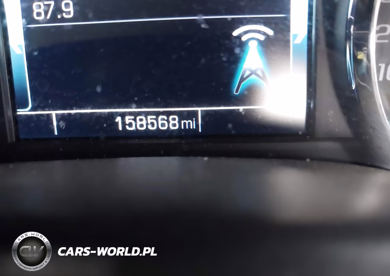 2018 Chevrolet Silverado 1500 1Lt VIN:3GCPCREC2JG518878 - 15