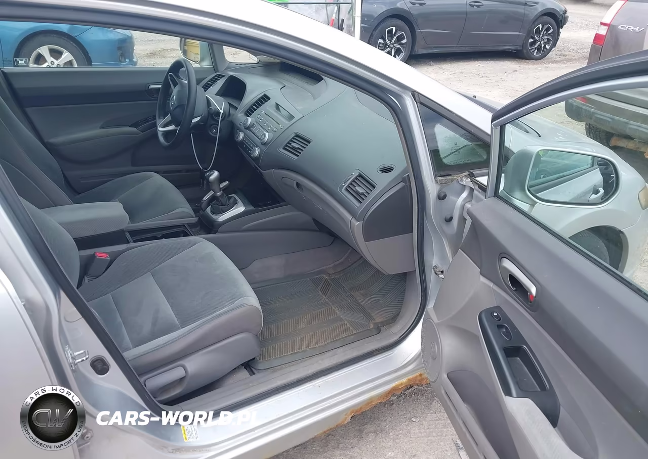 2009 Honda Civic Lx VIN:19XFA15549E023691 - 5