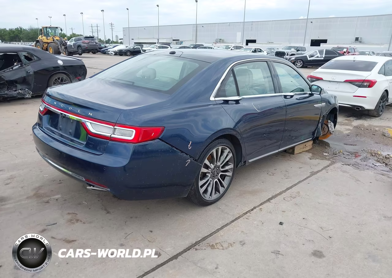 2017 Lincoln Continental Select VIN:1LN6L9TKXH5617306 - 4