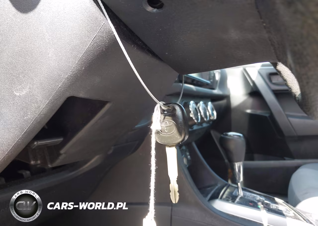 2016 Toyota Corolla L VIN:5YFBURHE2GP410414 - 11