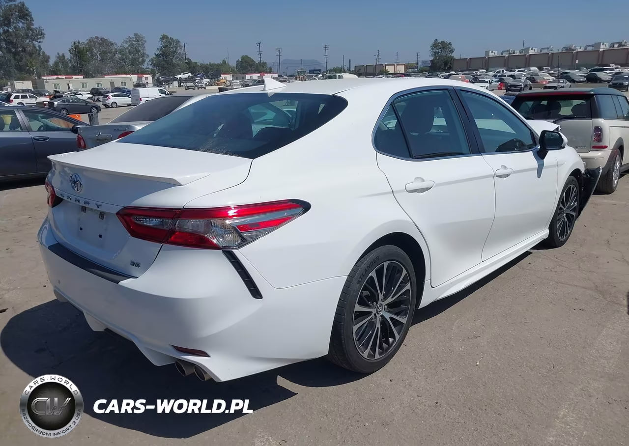 2019 Toyota Camry Se VIN:4T1B11HK9KU687150 - 4