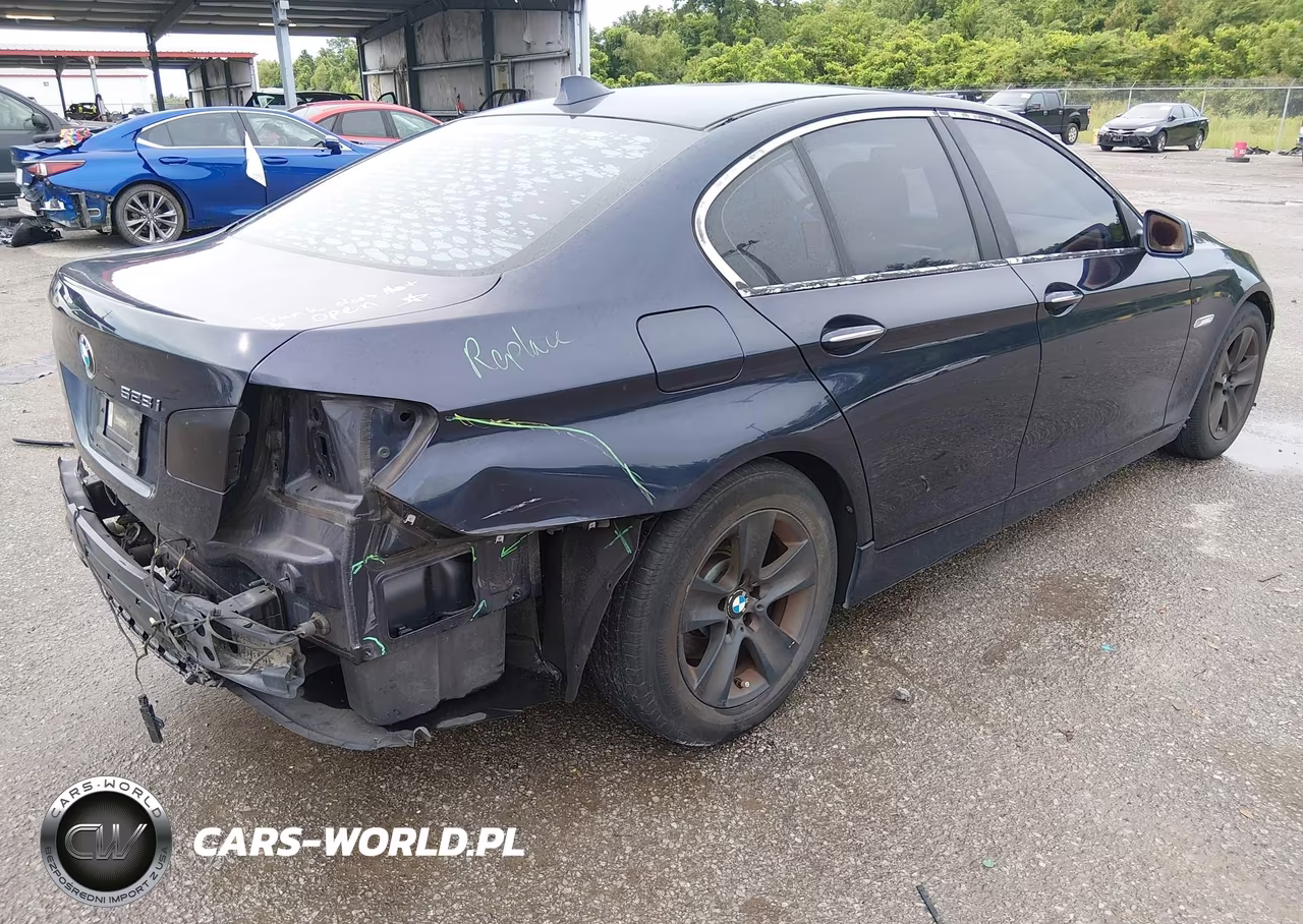 2013 BMW 528I VIN:WBAXG5C5XDD232048 - 4