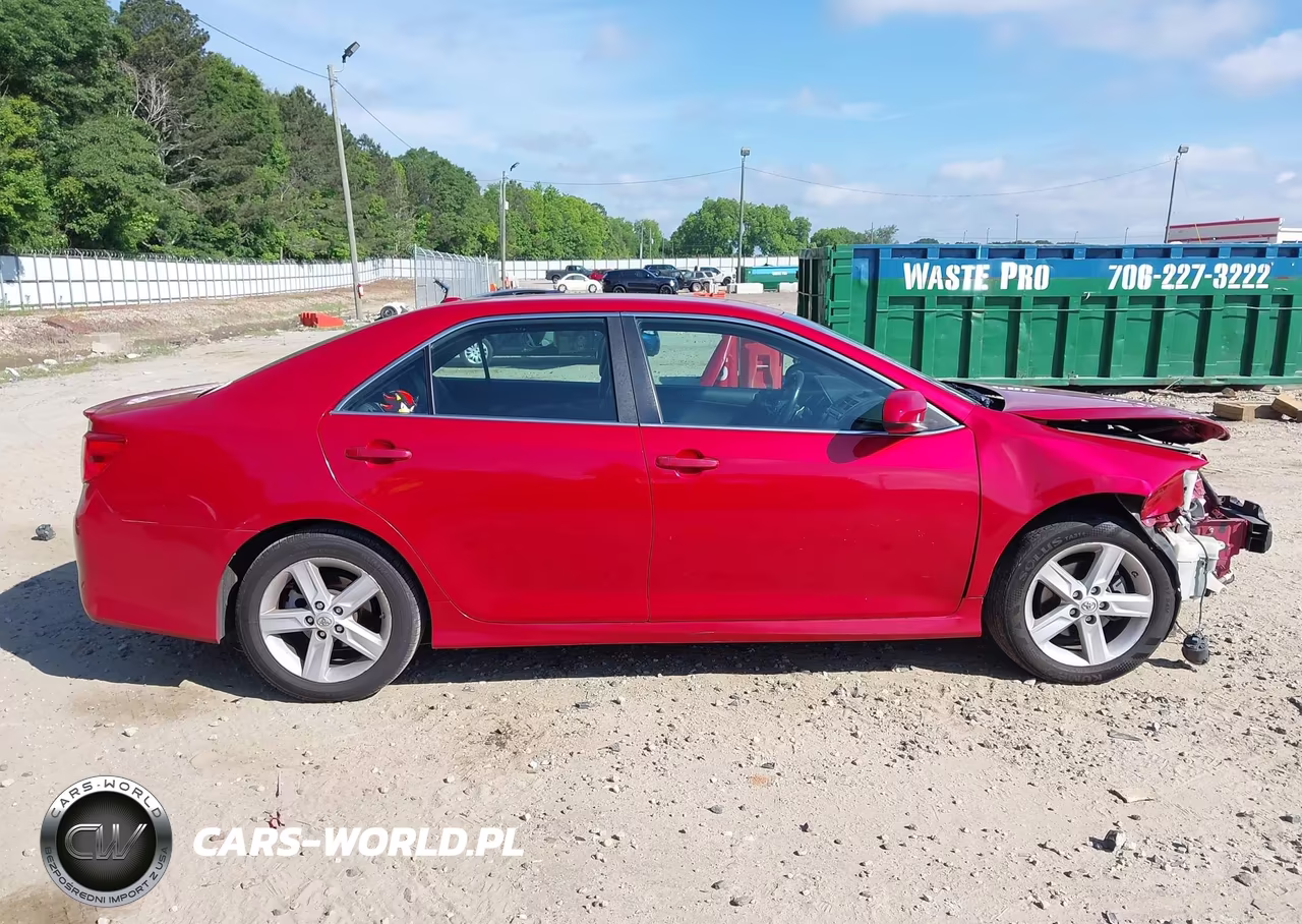 2013 Toyota Camry Se VIN:4T1BF1FK5DU674208 - 14