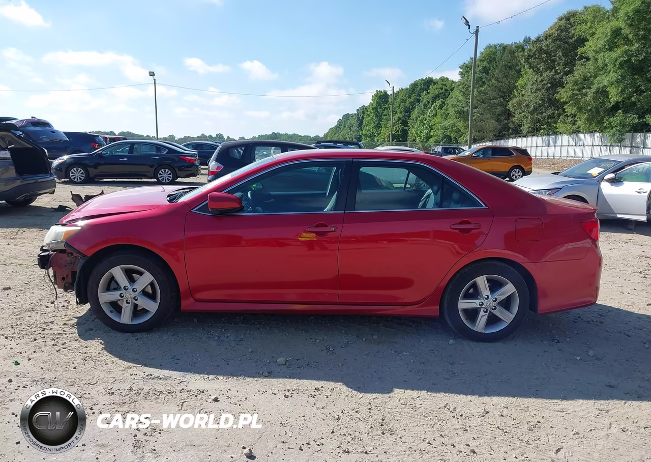 2013 Toyota Camry Se VIN:4T1BF1FK5DU674208 - 15