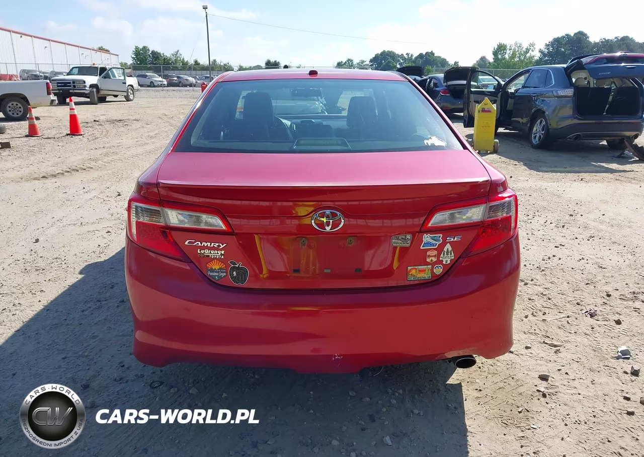 2013 Toyota Camry Se VIN:4T1BF1FK5DU674208 - 17
