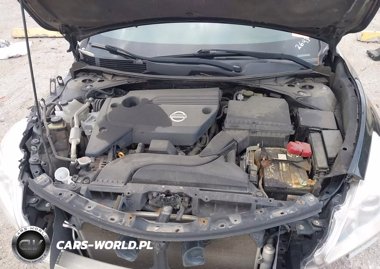 2015 Nissan Altima 2.5 S VIN:1N4AL3AP3FN892643 - 10