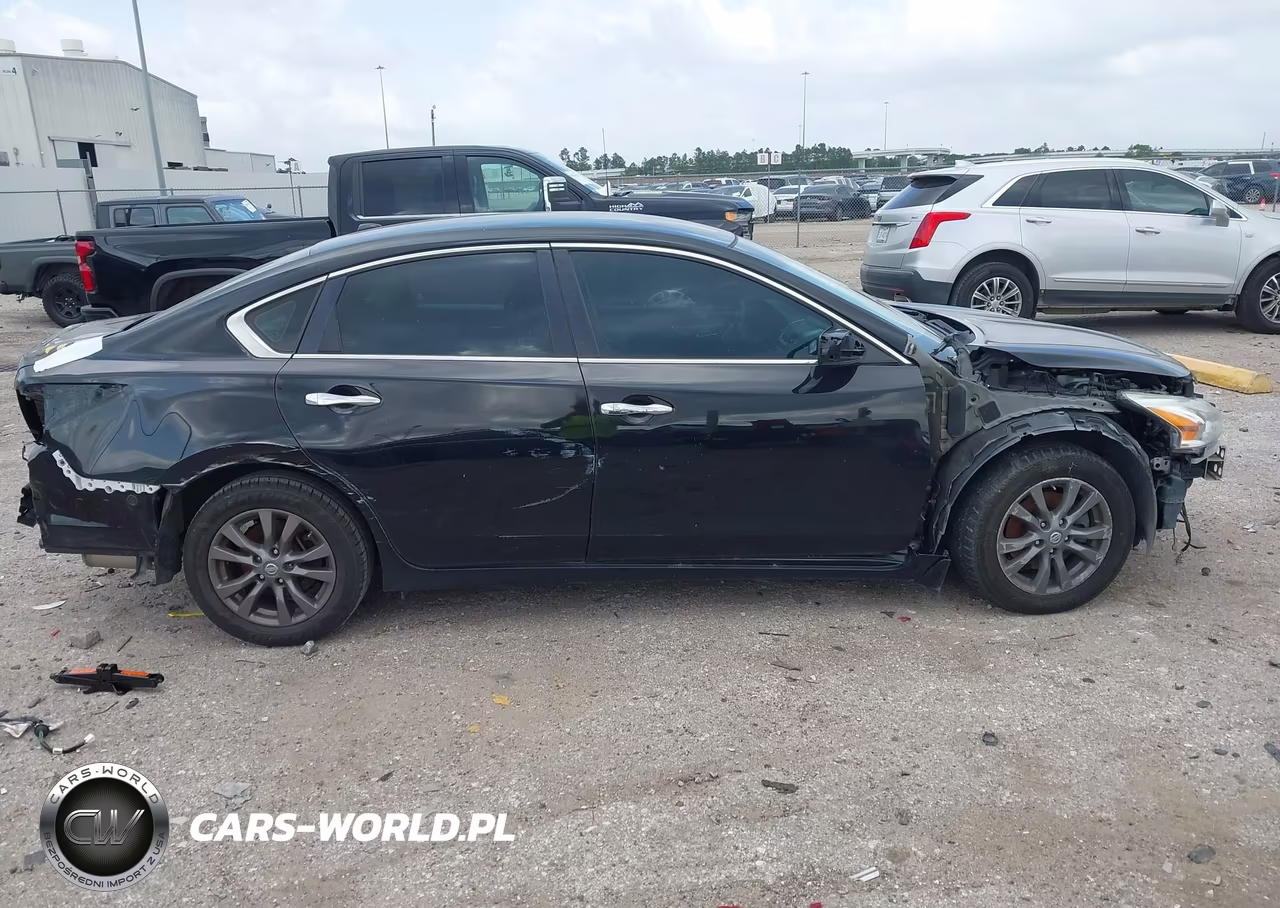 2015 Nissan Altima 2.5 S VIN:1N4AL3AP3FN892643 - 14
