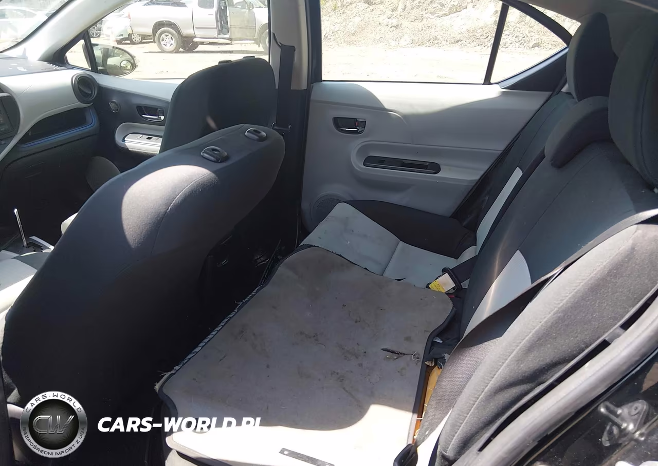 2012 Toyota Prius C Two VIN:JTDKDTB33C1511058 - 8