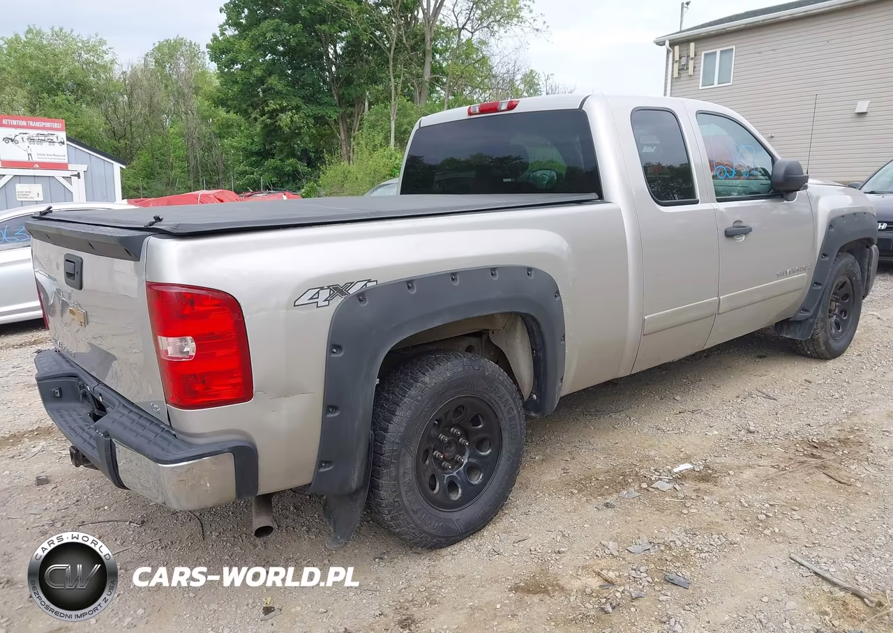 2008 Chevrolet Silverado 1500 Ls VIN:2GCEK19C181317417 - 4