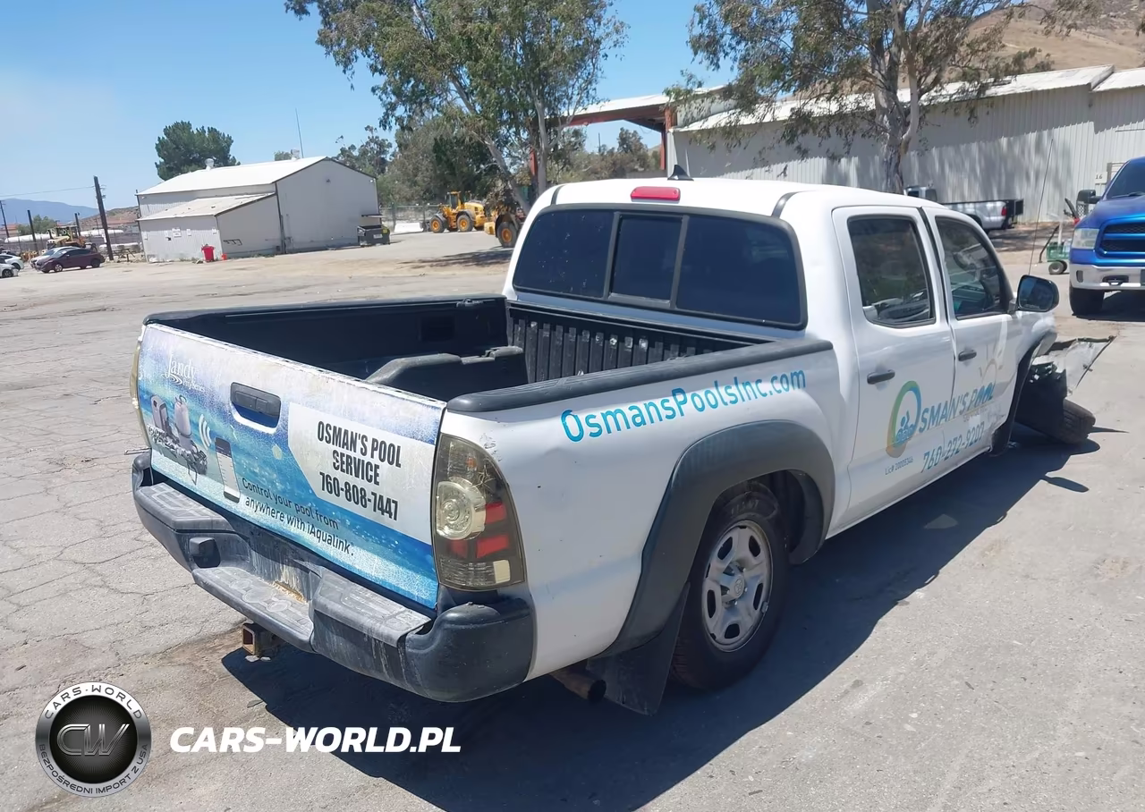 2012 Toyota Tacoma VIN:5TFJX4CN7CX016934 - 4