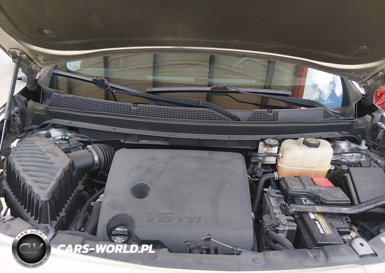 2018 Chevrolet Traverse Ls VIN:1GNERFKW3JJ246317 - 10