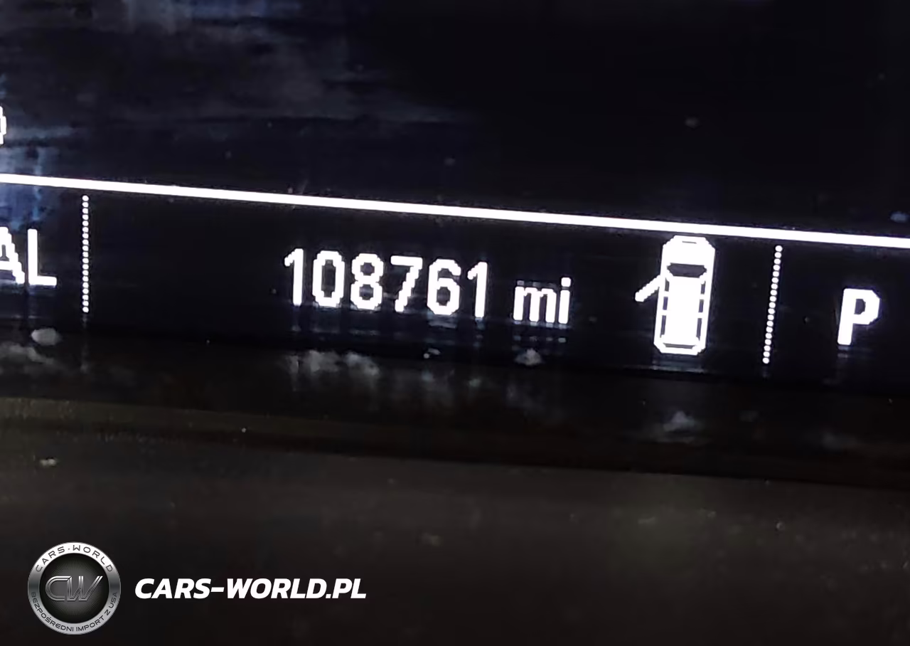 2018 Chevrolet Traverse Ls VIN:1GNERFKW3JJ246317 - 15