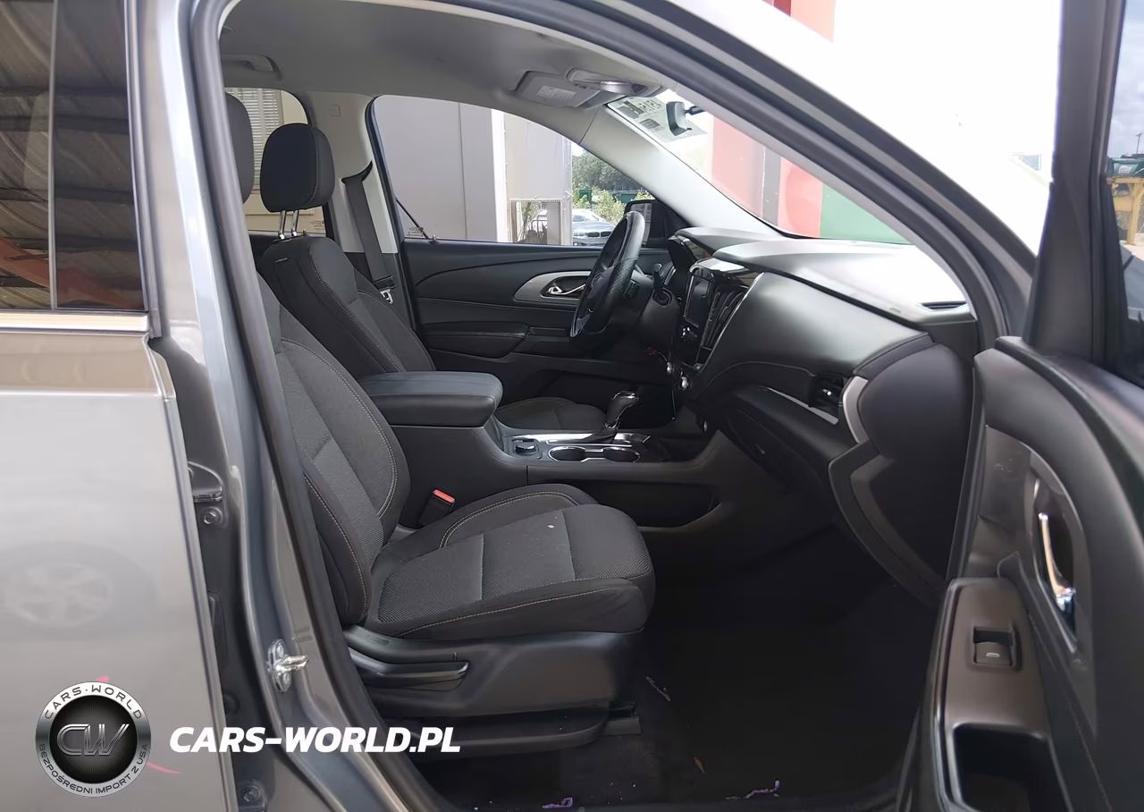 2018 Chevrolet Traverse Ls VIN:1GNERFKW3JJ246317 - 5