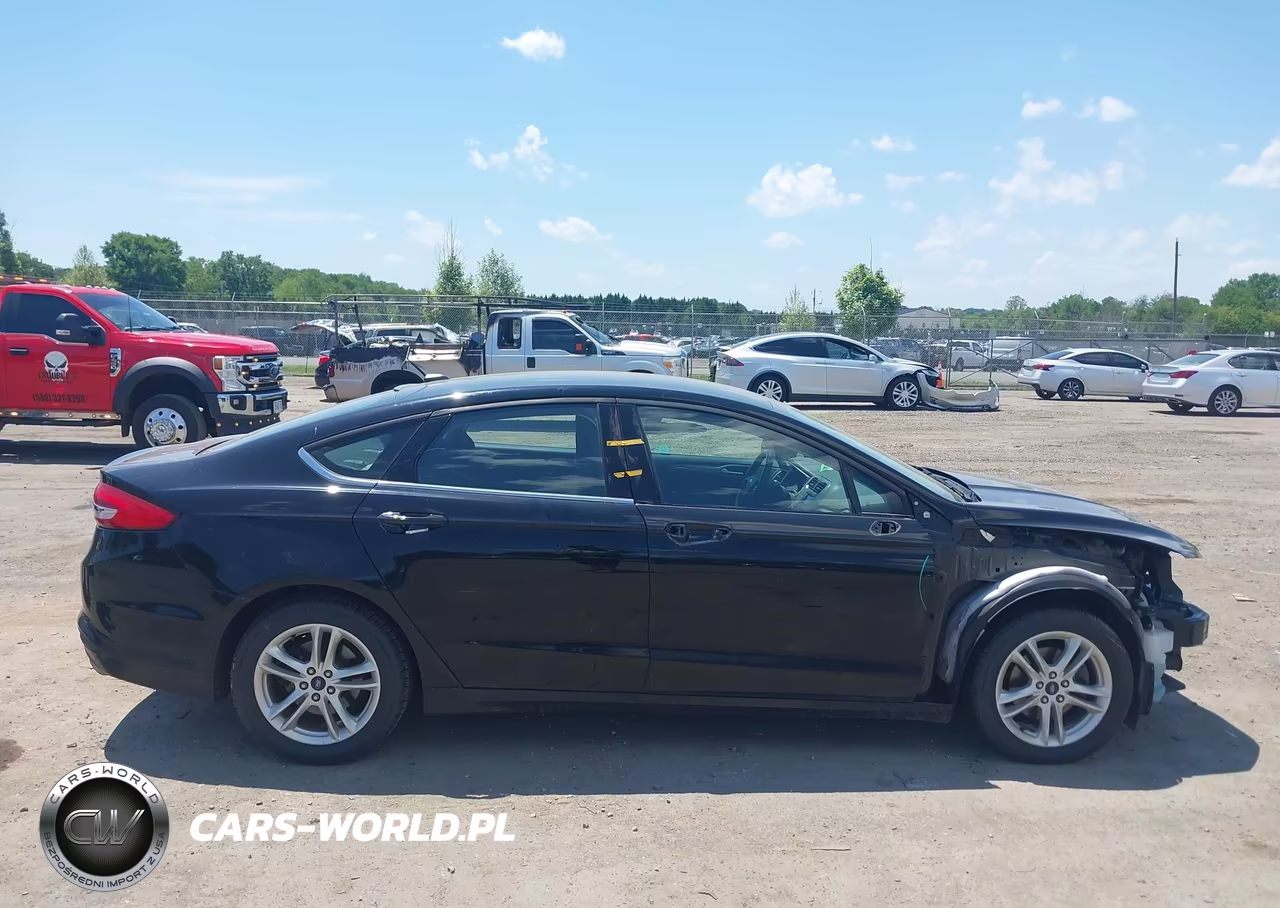 2018 Ford Fusion Se VIN:3FA6P0H77JR170385 - 13
