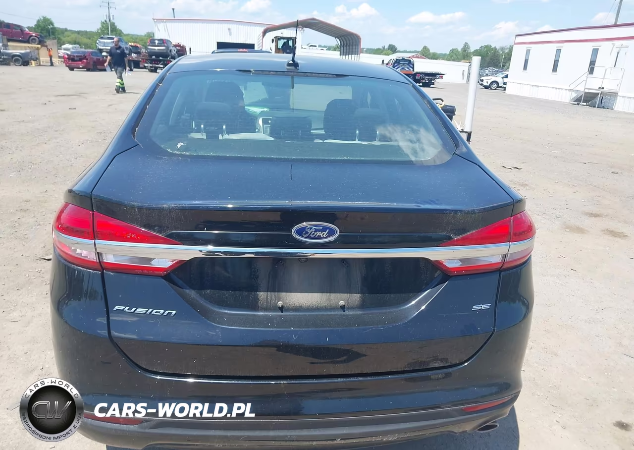 2018 Ford Fusion Se VIN:3FA6P0H77JR170385 - 16