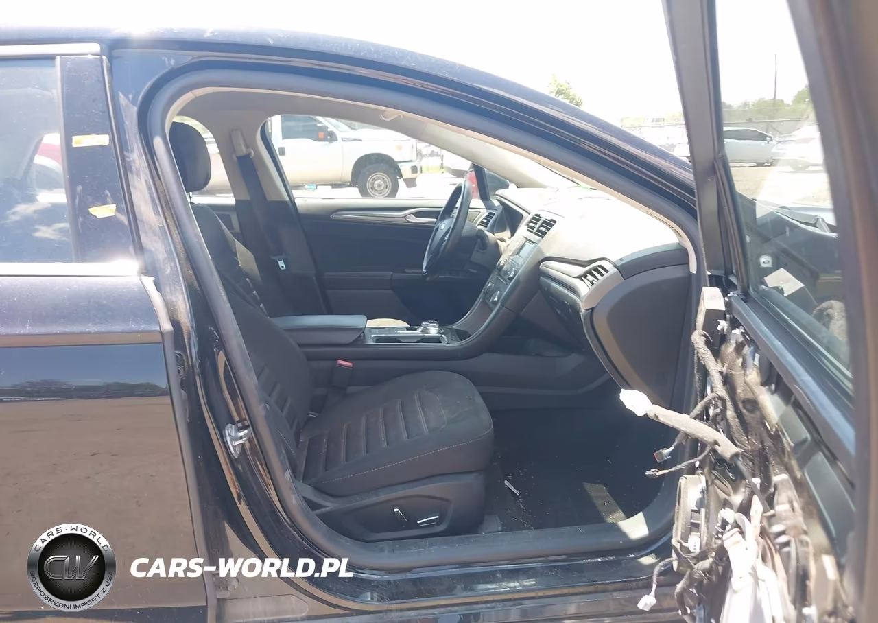 2018 Ford Fusion Se VIN:3FA6P0H77JR170385 - 5