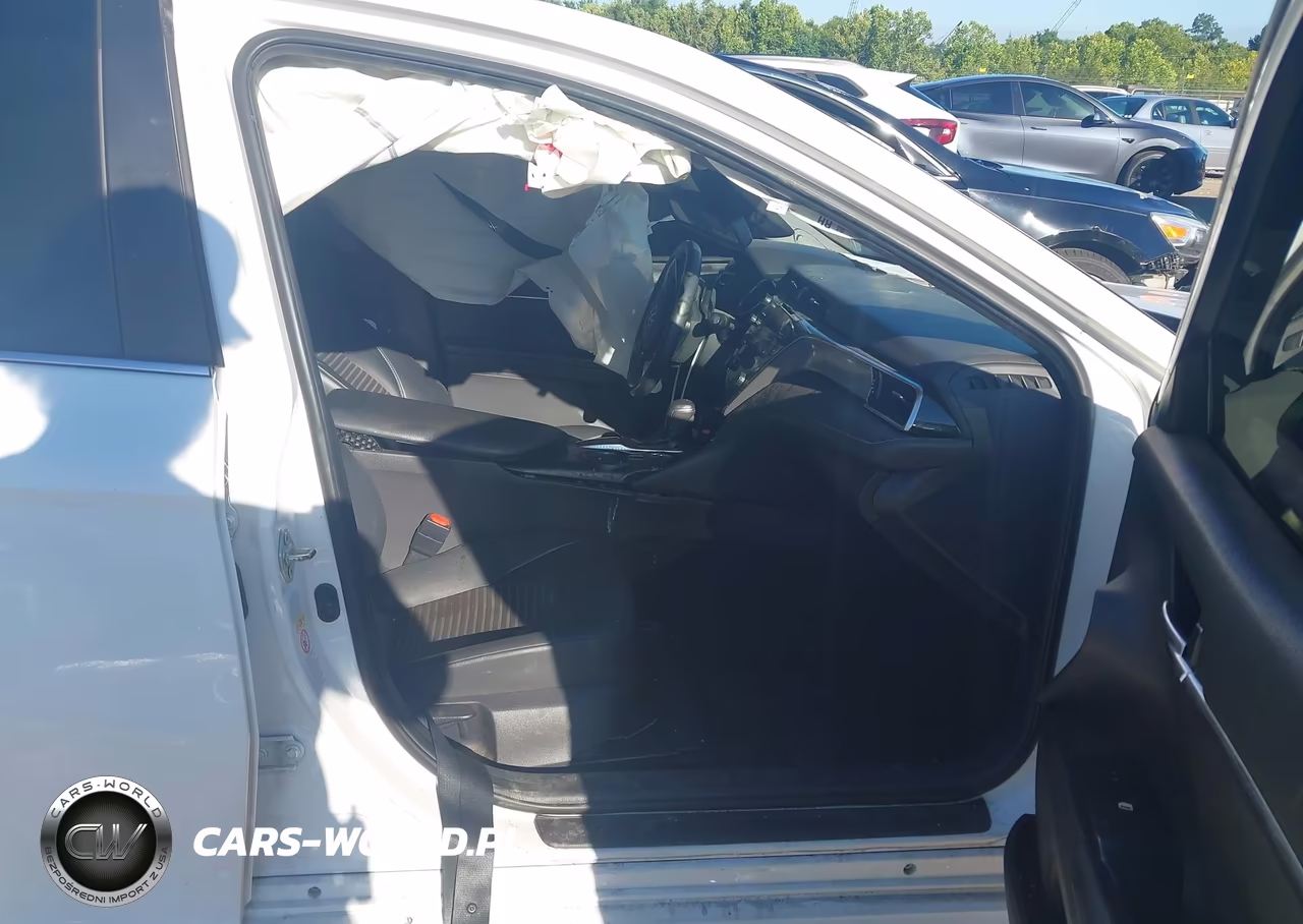 2018 Toyota Camry Se VIN:4T1B11HK6JU539343 - 5