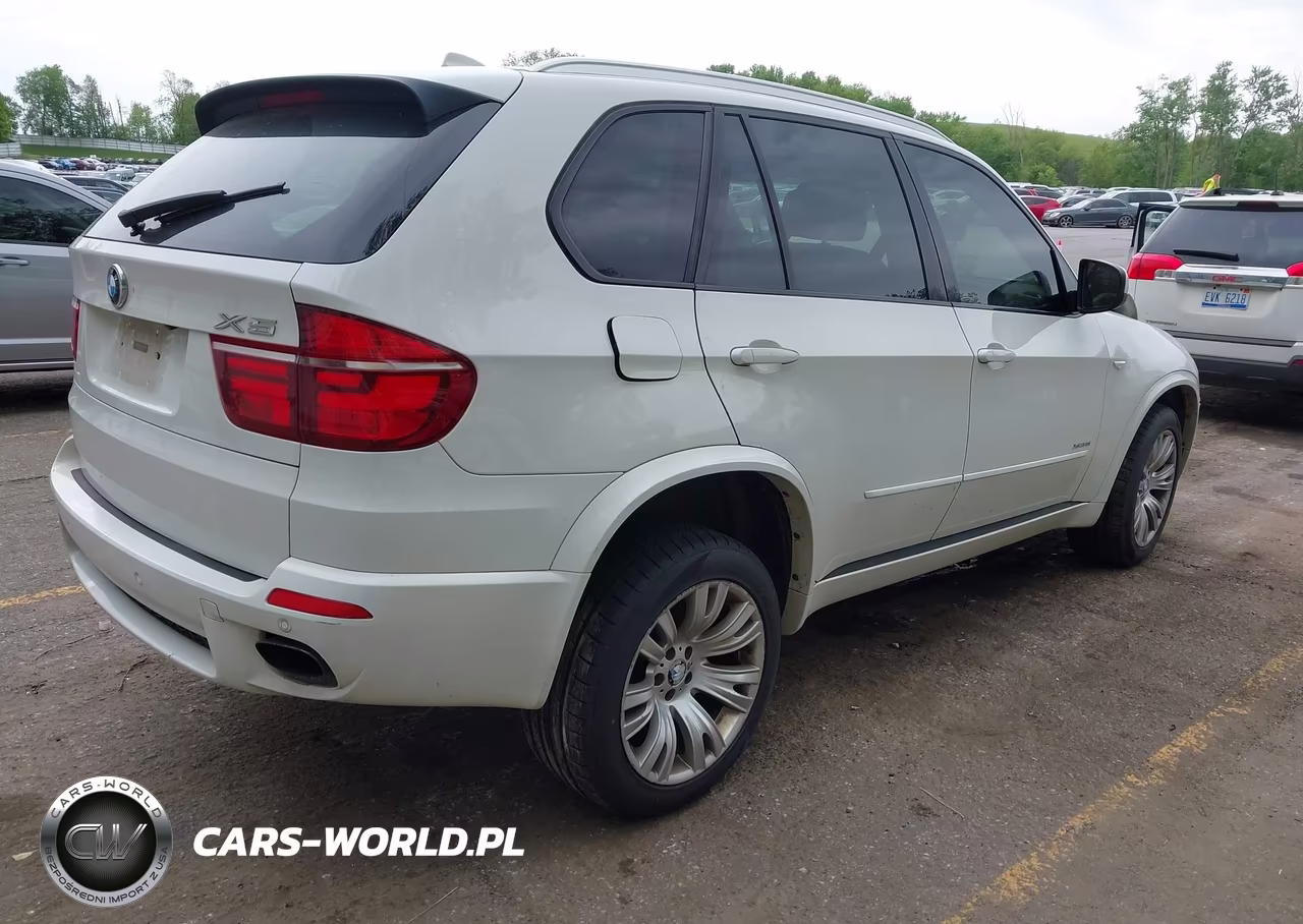 2012 BMW X5 xDrive50I VIN:5UXZV8C53CL425681 - 4