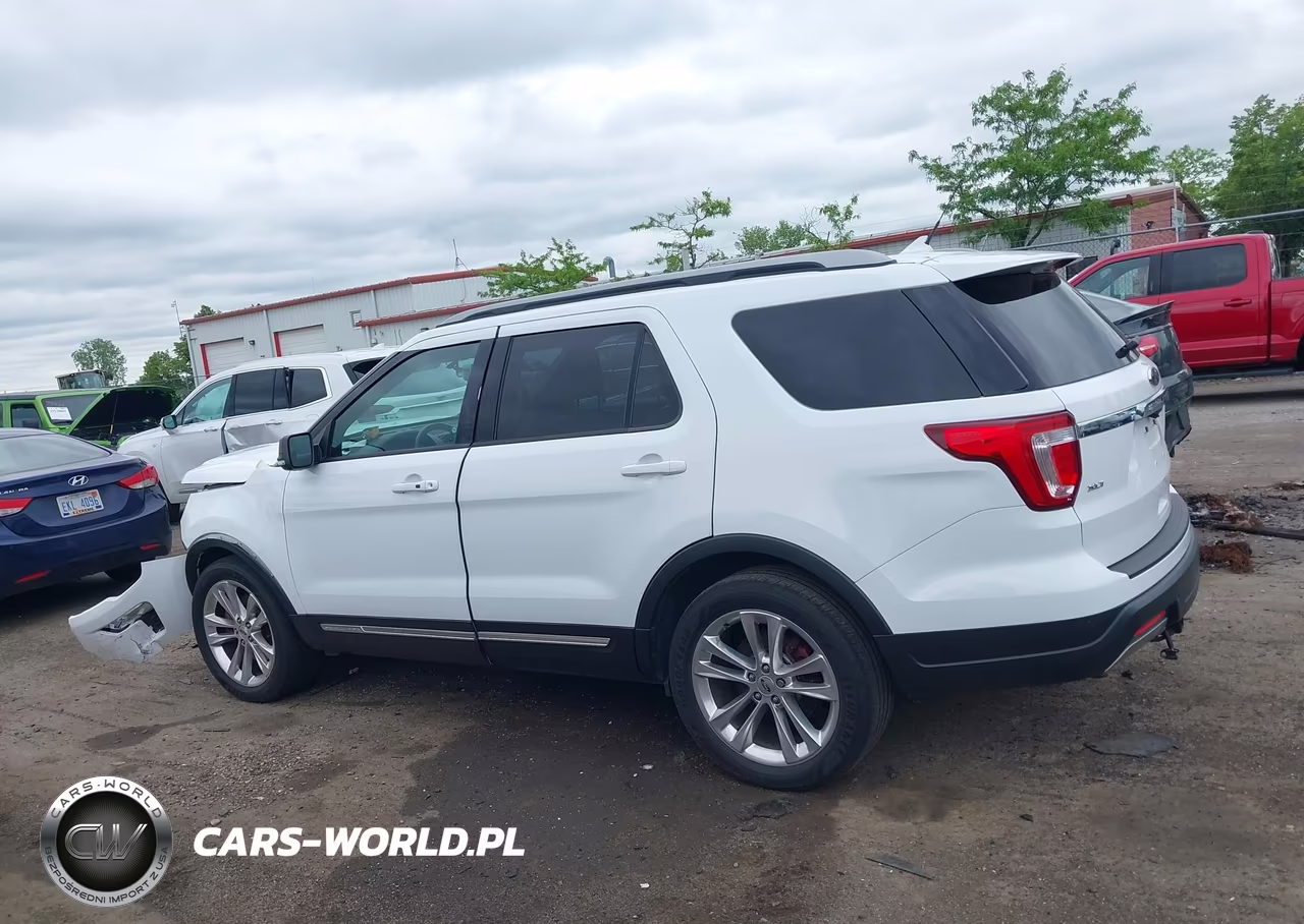 2019 Ford Explorer Xlt VIN:1FM5K7D86KGA39190 - 14