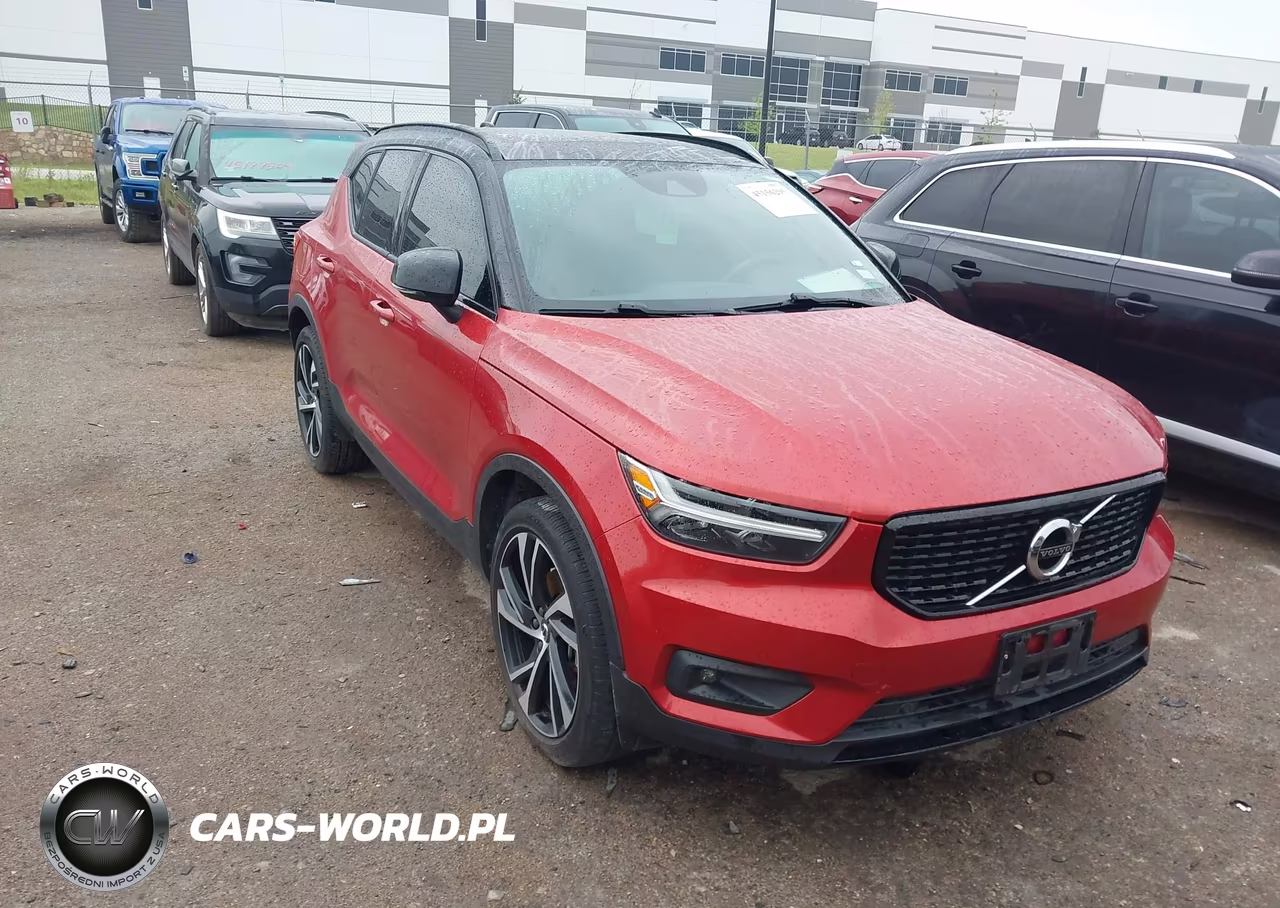 2020 Volvo Xc40 T5 R-Design