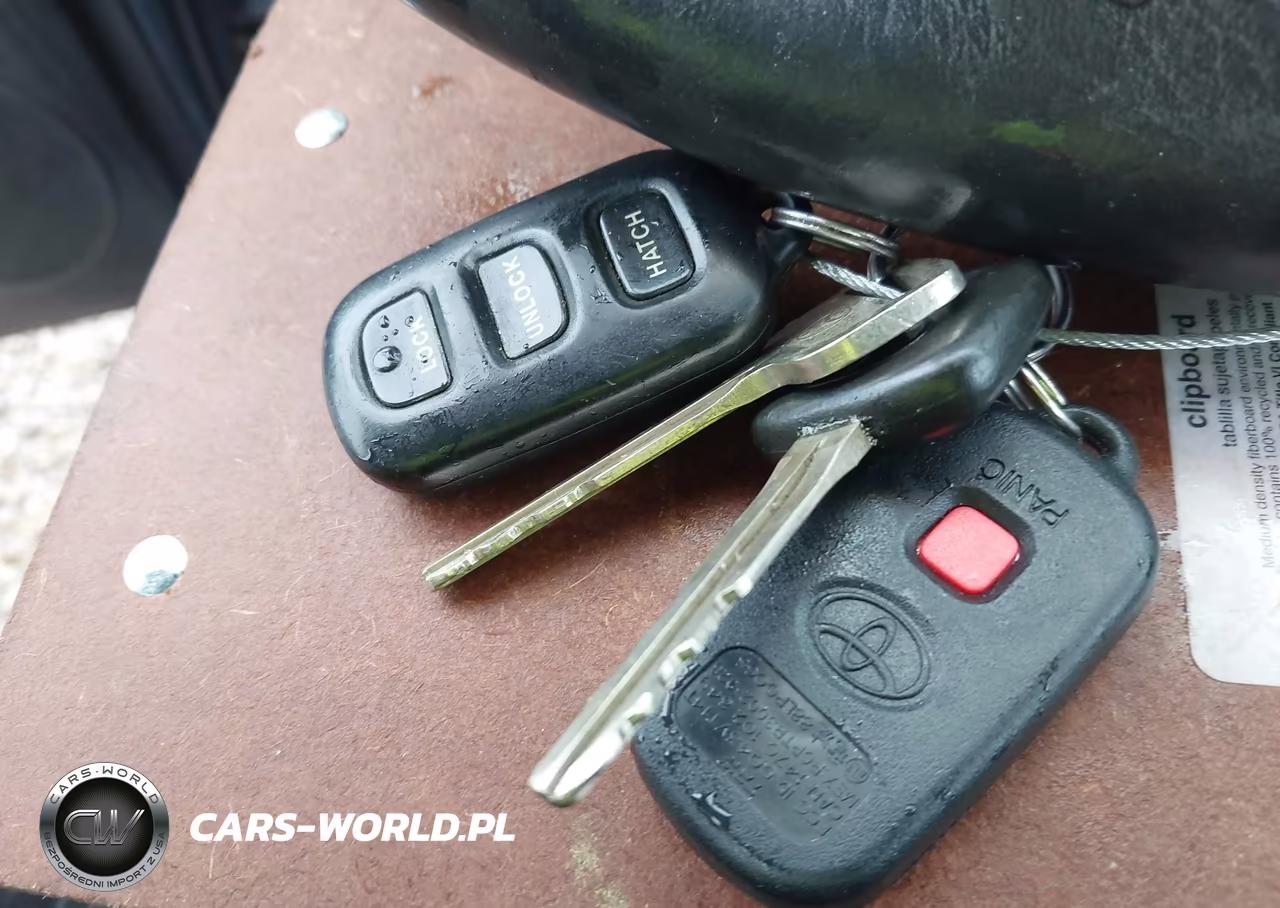 2004 Toyota Matrix Xr VIN:2T1LR32E84C239692 - 11